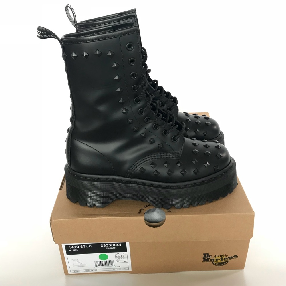 Dr. Marten 1490 Stud 10 Hole Platform Boots